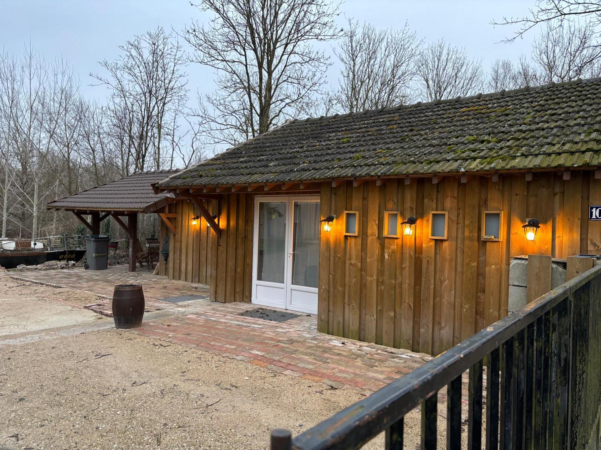 Western City Troyes Barberey-Saint-Sulpice Dış mekan fotoğraf