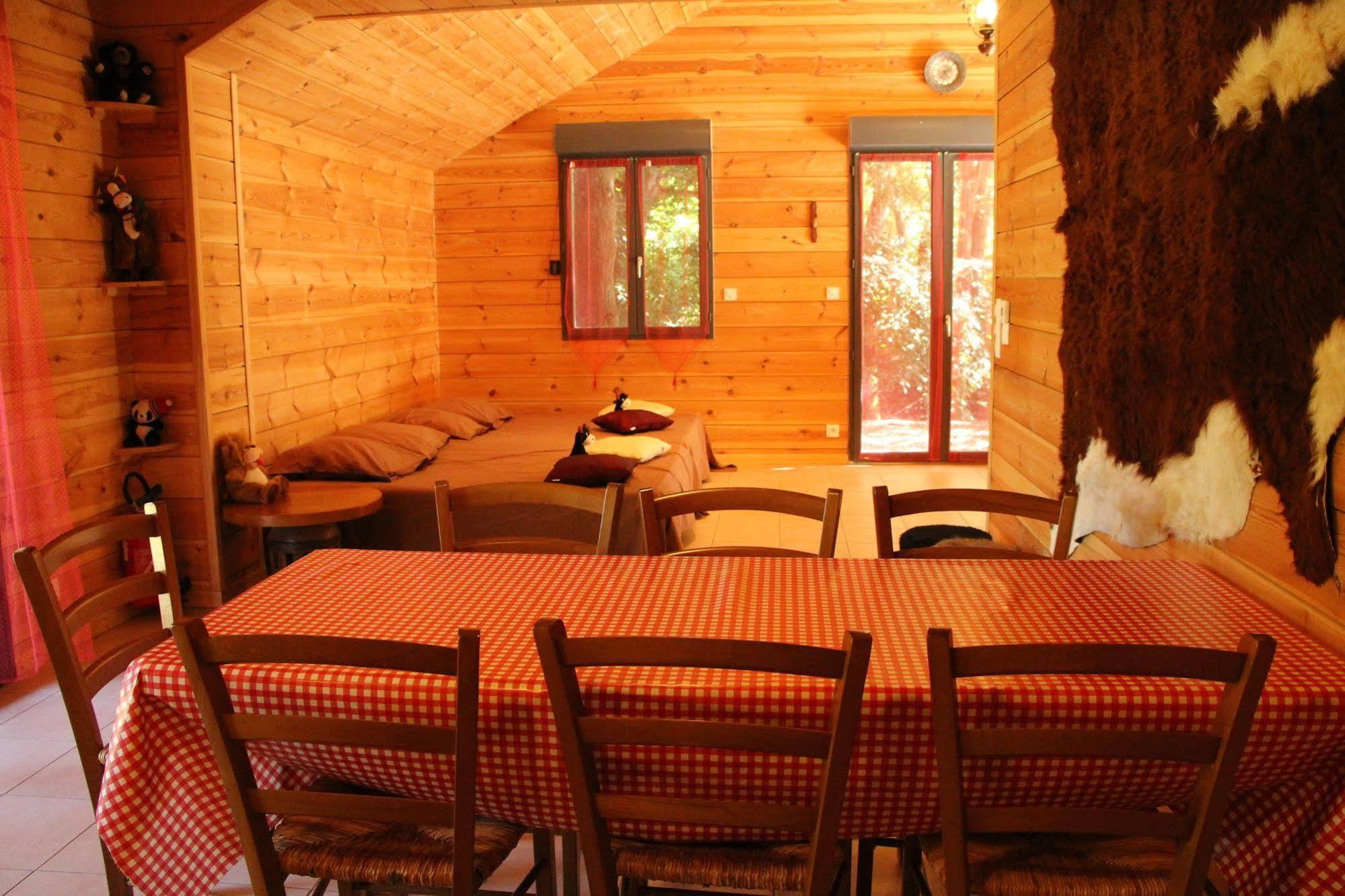 Western City Troyes Barberey-Saint-Sulpice Dış mekan fotoğraf