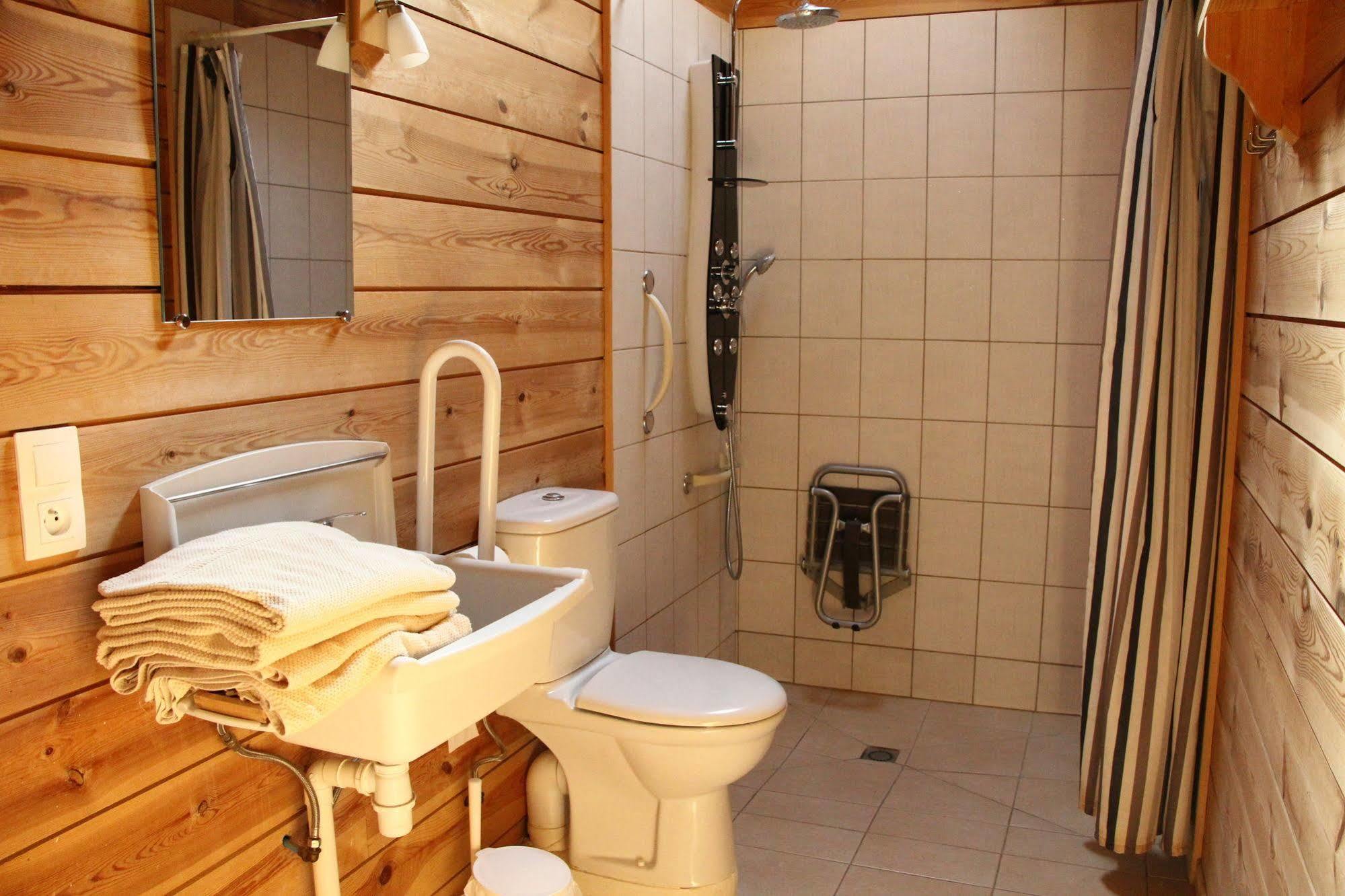 Western City Troyes Barberey-Saint-Sulpice Dış mekan fotoğraf